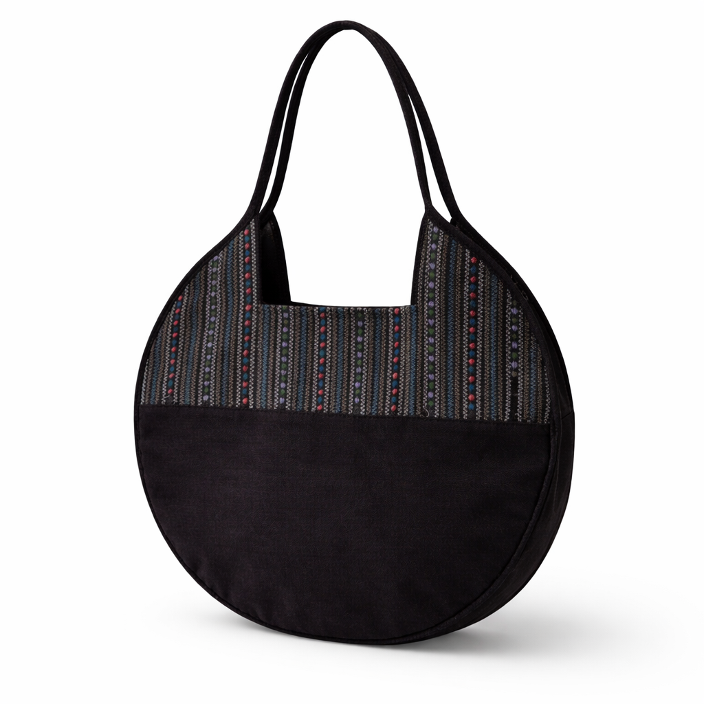 Modaloom - Classic Woven Crescent Shoulder Bag