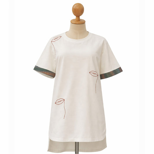 Modaloom – Artisan Lip Embroidery Cotton T-Shirt