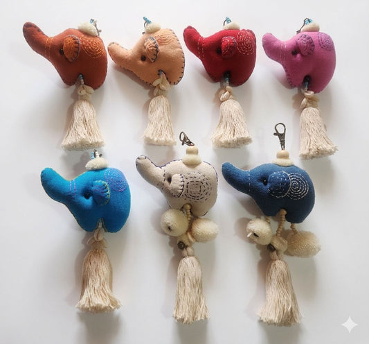 Mae Ying Shop - Large Round-Bottom Elephant Keychain (Assorted Colors)