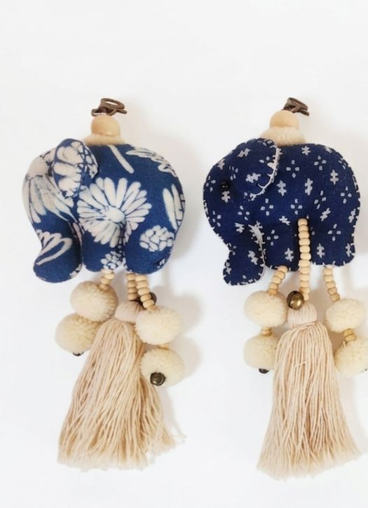Mae Ying Shop - Pattern Fabric Elephant Keychain (Square Base)