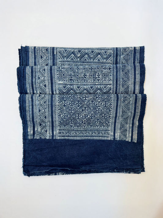 Ban Huai Han – Hmong Candle Writing Fabric [02]